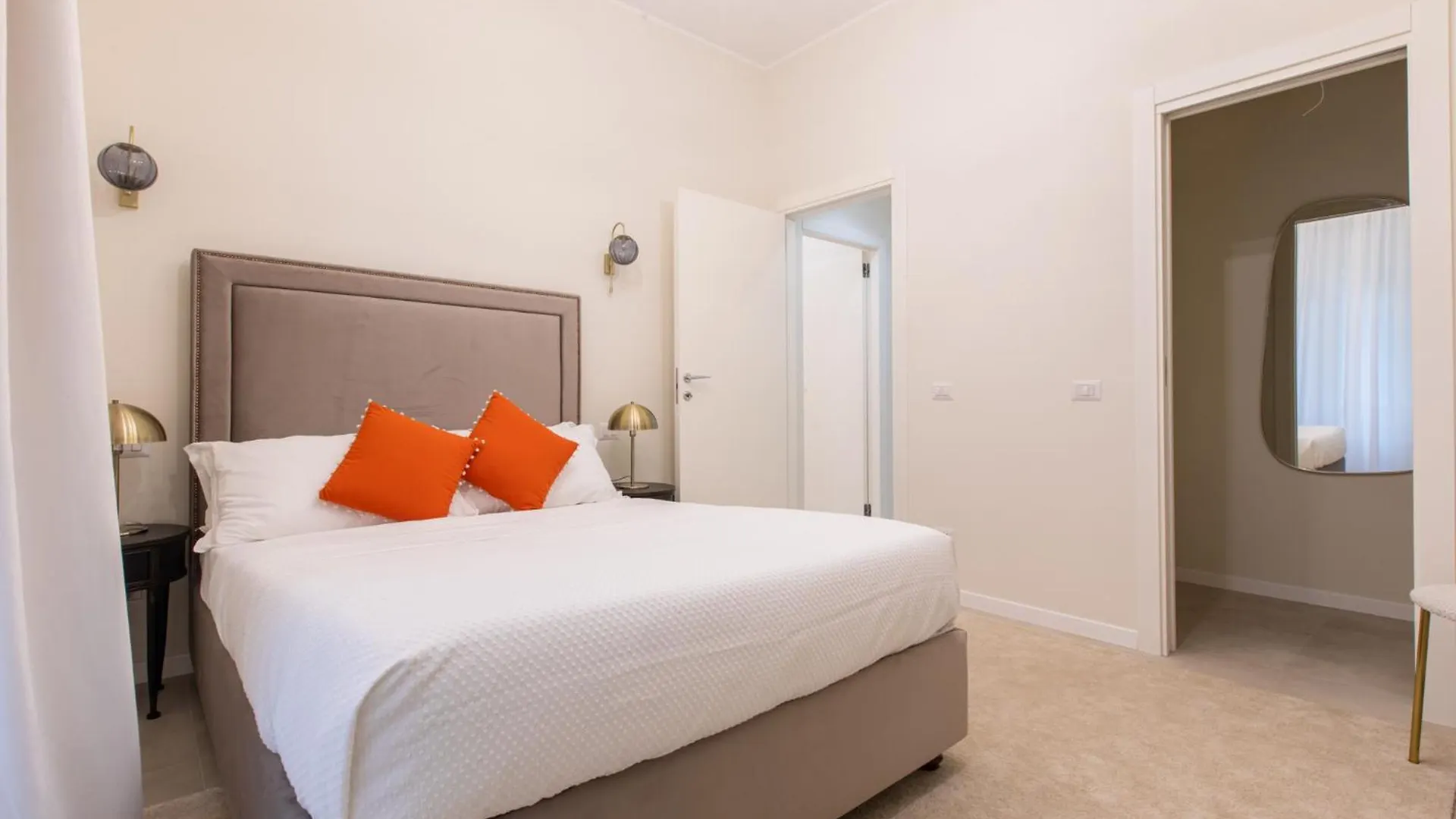 Daplace - Albini Apartment Milano